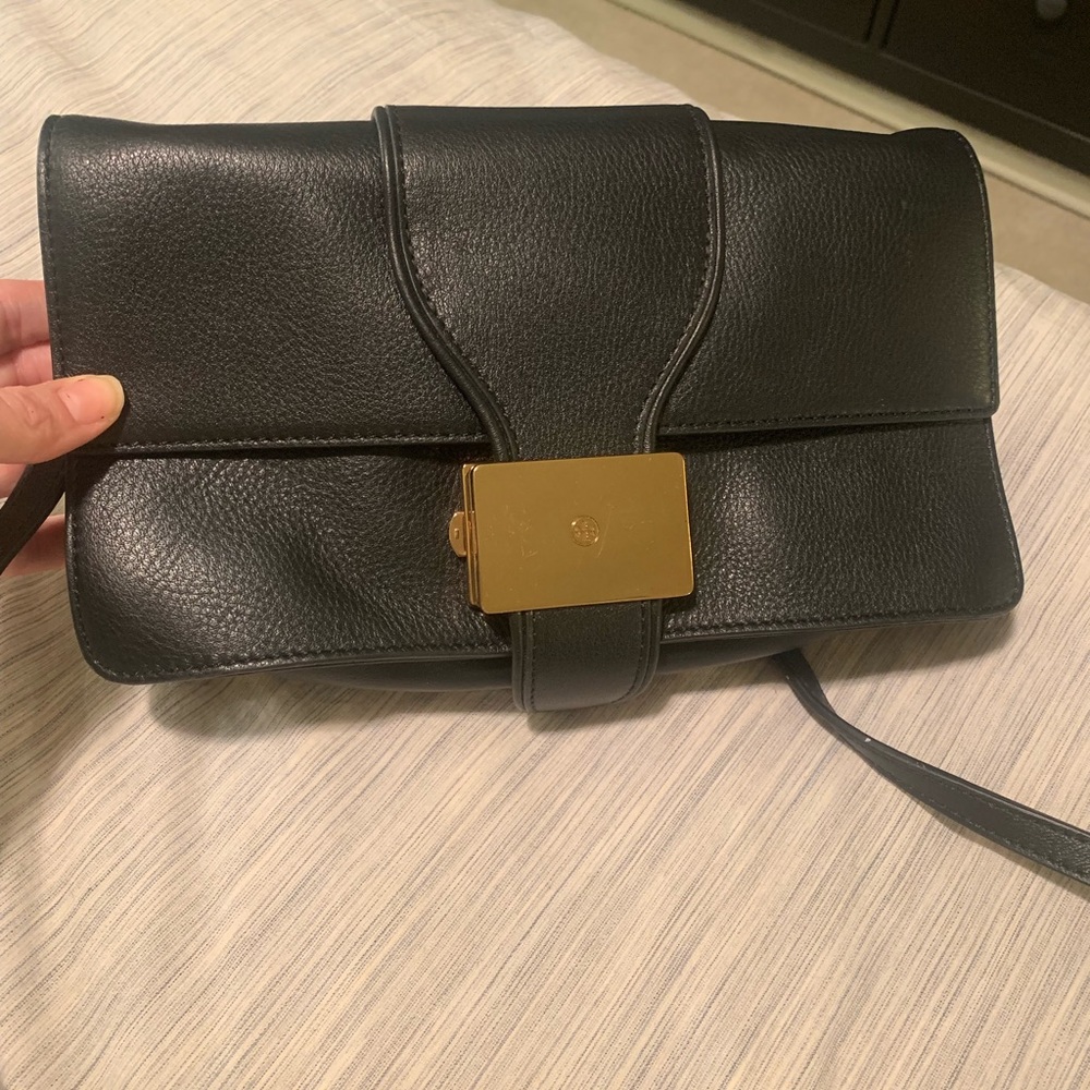 Tory Burch purse (new-never used)